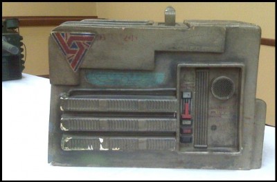 Alien_Cat Box-Real Prop (7).jpg