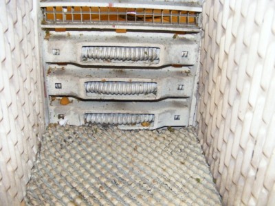Alien_Cat Box-Real Prop (16).jpg