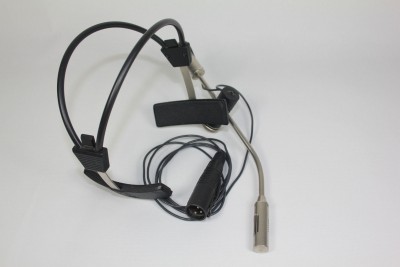 Beyerdynamic HM 560 2.jpg