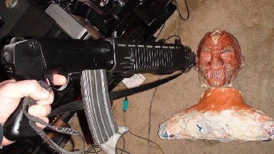 zombie2.jpg