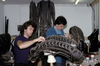 Screenshot 2023-02-17 at 20-20-02 'It was amazing to watch Lance be cut in half' behind the scenes on James Cameron's Alien[...].png