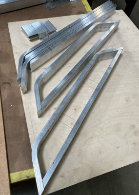 WallConsoleArms.jpg