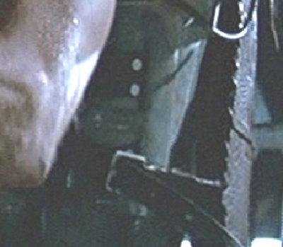 Holster04.jpg